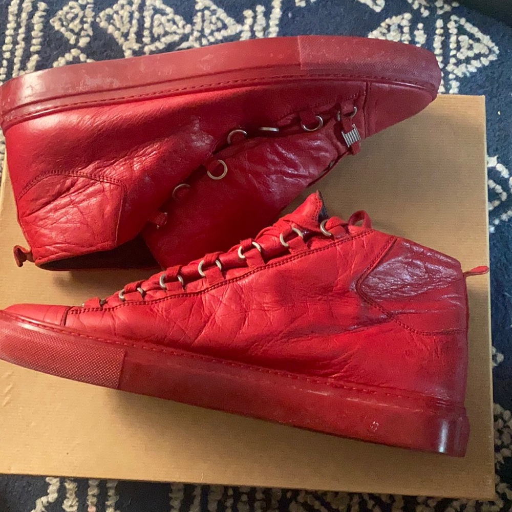 Balenciaga Arena High shiny red sneakers